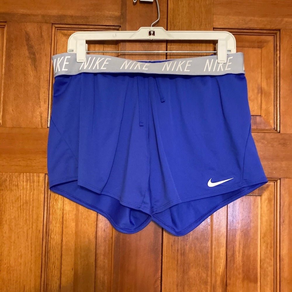 NIKE DRI-FIT shorts!